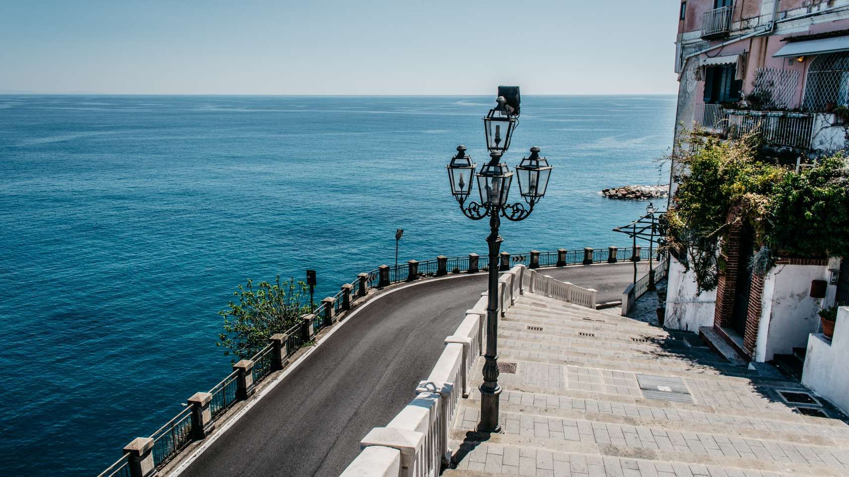 14 great roads in Italy (and some extras from the community